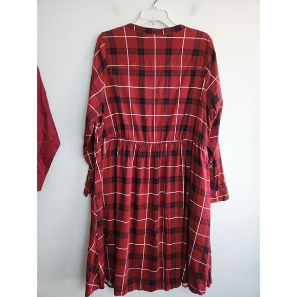 Torrid Red & Black Plaid Knee Length Button Down Shirt Dress size 2 or 2X - Picture 7 of 14